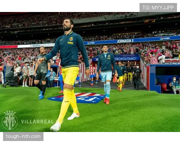 黄潜进攻体系深度解析：高效战术助力球队竞争力飙升